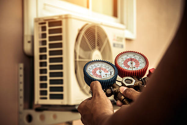 Professional Emergency Hvac technician working in Iron Ridge, WI